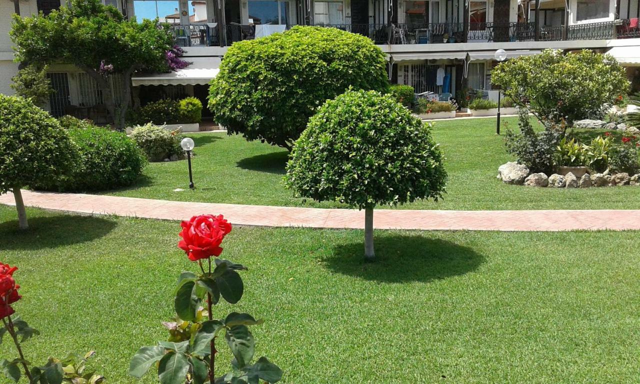 Carihuela Park Palace Торемолинос Екстериор снимка