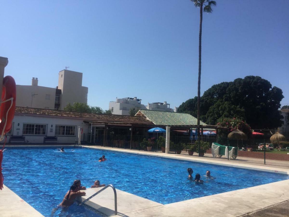 Carihuela Park Palace Торемолинос Екстериор снимка